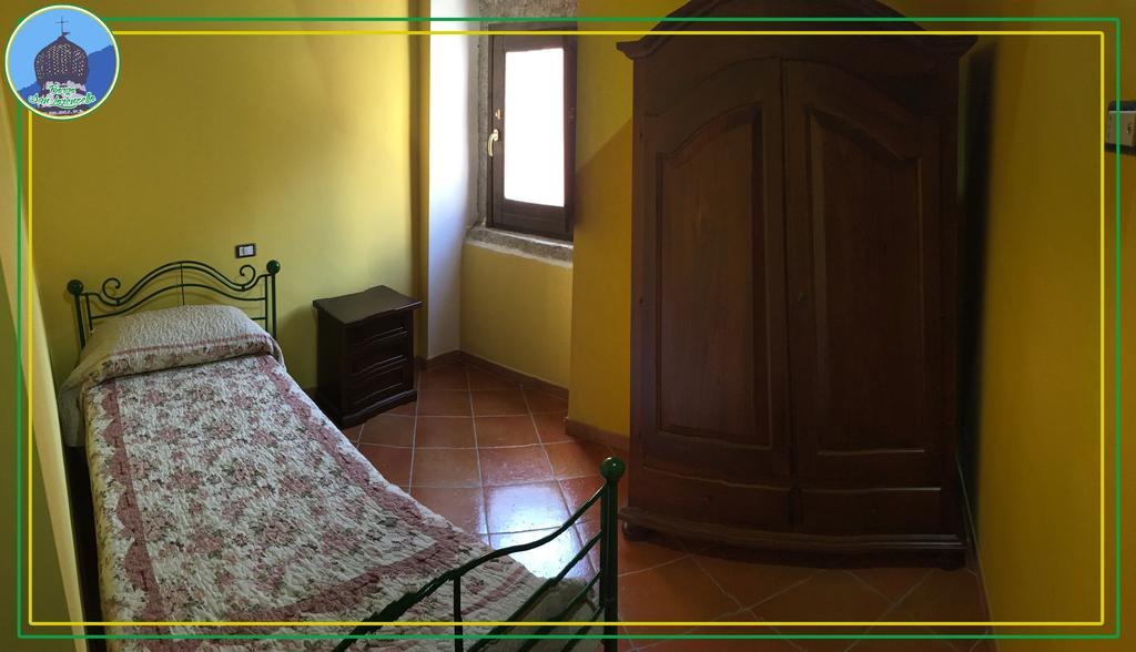Borgo San Lorenzello Esterno foto